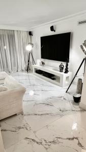 Sea View Penthouse, Monaco Border, Private Parking