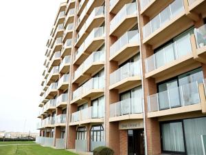 Studio in Nieuwpoort with Stunning Sea Views