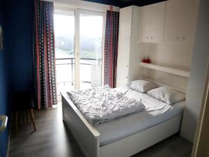 Apartment in Nieuwpoort by the Beach