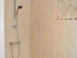 Maisons de vacances Maison de caractere XVIIIe avec jardin privatif pres d'Azay-le-Rideau, ideale pour randonnees et famille - FR-1-381-20 : photos des chambres