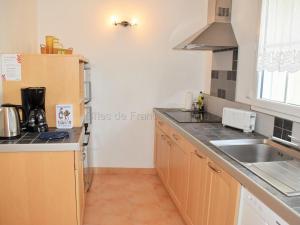 Maisons de vacances Gite cosy en tuffeau, renove, au coeur de la Touraine, proche chateaux, cour privative, velos, non-fumeur - FR-1-381-209 : photos des chambres