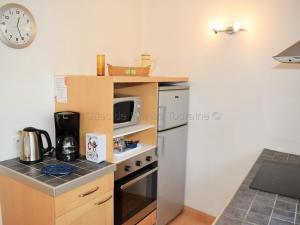 Maisons de vacances Gite cosy en tuffeau, renove, au coeur de la Touraine, proche chateaux, cour privative, velos, non-fumeur - FR-1-381-209 : photos des chambres