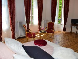 Maisons de vacances Gite 2 pers. avec terrasse, WIFI, proche des chateaux - FR-1-381-508 : photos des chambres