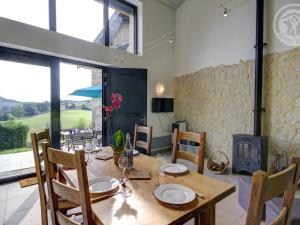 Charmante maison à la campagne avec jardin, animaux acceptés - FR-1-496-146