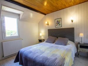 Maisons de vacances Maison Perigourdine avec jardin, WiFi, proche de Sarlat, ideale pour familles et randonnees - FR-1-616-127 : photos des chambres