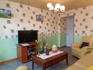 Charmant gîte à la ferme avec terrasse et animaux admis - FR-1-496-235