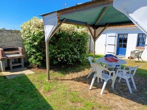 Maisons de vacances Maison vendeenne, proche plage, animaux admis, parking - FR-1-540-308 : photos des chambres