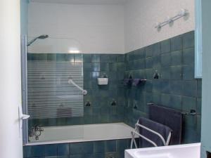 Maisons de vacances Maison perigourdine avec jardin, proche de Perigueux et Brantome, ideale pour 4 personnes - FR-1-616-183 : photos des chambres