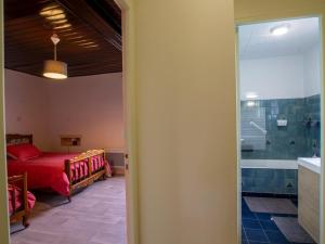 Maisons de vacances Maison perigourdine avec jardin, proche de Perigueux et Brantome, ideale pour 4 personnes - FR-1-616-183 : photos des chambres