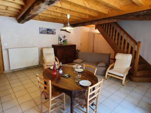Gîte 11 pers., charme rural, internet, animaux admis - FR-1-496-86