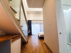 Romyzian Garden Mountain House