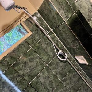 Habitación céntrica con acceso a lindo jardín