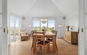 Stunning Home In Ringkøbing