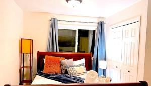 Airport Aurora Bora Bungalow - near airport and shopping