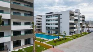 Marina Cerritos Azul 103