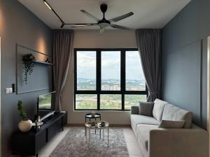 Modern Suite in Seri Kembangan Nearby MRT