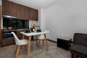 Duplex Loft in NaiHarn Residence near the Beach, UTL B119