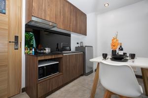 Duplex Loft in NaiHarn Residence near the Beach, UTL B119