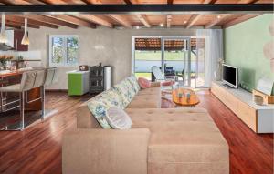 Holiday Home Valbandon 11 
