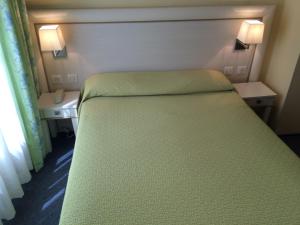 Hotels Hotel Elysee : photos des chambres