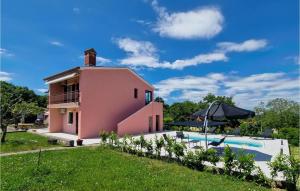 Beautiful Apartment In Labin With Wifi