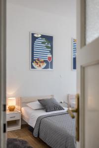 Comfy 2-Bedroom in Great Location close to it all