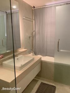 Cozy Astra Condo, Nr night bazaar n old town