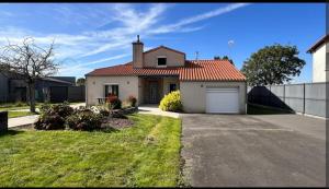 Maisons de vacances Maison Gite adapte Handicape et PMR : photos des chambres