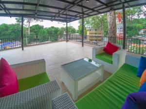 Rainbow Sky Hotel Samet