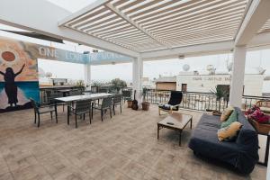 One Love One World Ayia Napa Square Hostel - Ubytování bez kategorie ve městě Ayia Napa