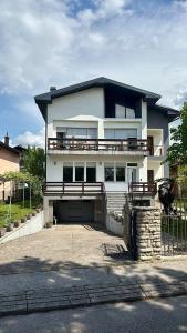 Apartment Una Laguna - 4hvězdičkové hotely ve městě Bihać