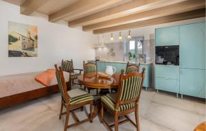 1 Bedroom Amazing Home In Mundanije 