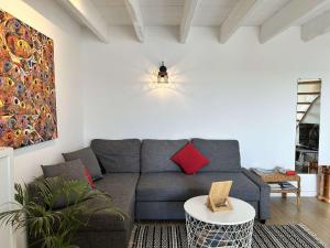 Duplex rénové avec vue exceptionnelle sur le port d’Erquy