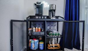 Coffee Bar | Fast Wifi | 5 miles to Schlitterbahn