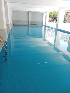 Luxe 2BR Apt Behind A Prime Mall