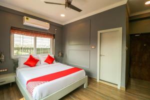 Hotel O Krishna Guest House