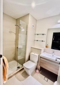 Luxury Chalet with Private Garden & Pool View in Marassi