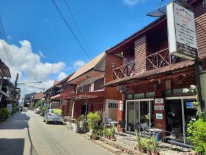 เชียงคาน เรือนไม้ เกสต์ฮาส์