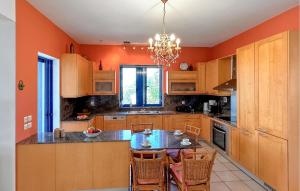 Gorgeous Home In Platanias,Rethymno