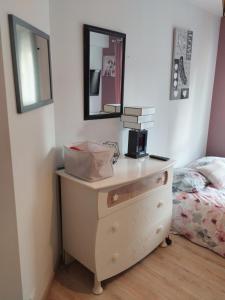 Sejours chez l'habitant CHAMBRE dans logts tres recent : photos des chambres