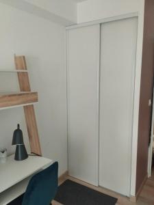 chambre réservée aux FEMMES