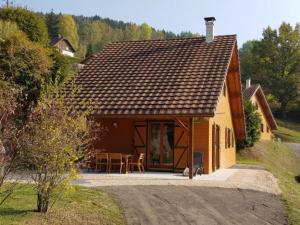 Chalets Chalet Mi-Loup, tout confort, a Plainfaing : Chalet 3 Chambres