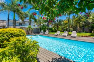 Kisana Residence - Spacious studio with balcony, shared pool and garden