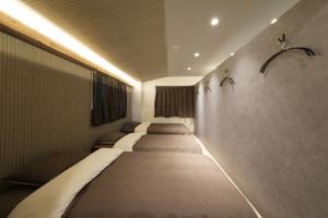 Stay Chill Shinbashi