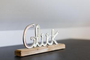 BALANCED Eurasburg Apartments, vollausgestatte Ferienwohnungen auf dem Land