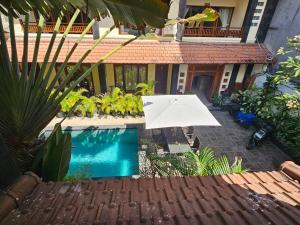 Cempaka Apartment Surfaris Inn