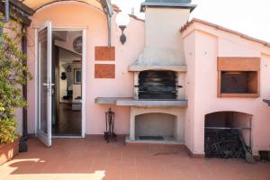 Sunset Rooftop close Center Town by Abita