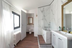 Villas Le Chalet des Perches : photos des chambres