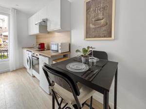 Appartements Appartement lumineux et moderne, proche transports : photos des chambres