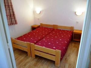 Appartement skis aux pieds, 4 couchages, balcon, wifi inclus - FR-1-513-66